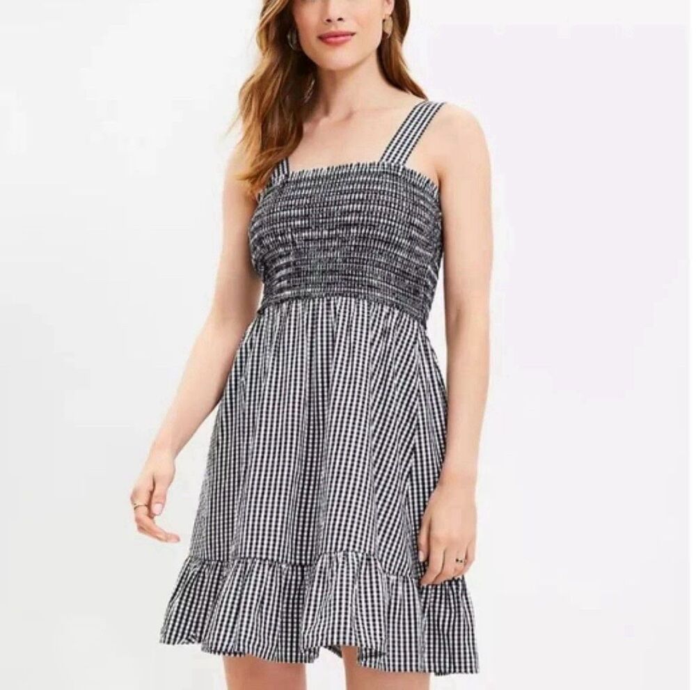 Loft Petite Gingham Dress XSP Smocked Flounce Spring Summer Farmcore Country